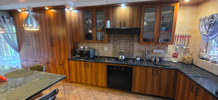 3 Bedroom Property for Sale in Flimieda North West